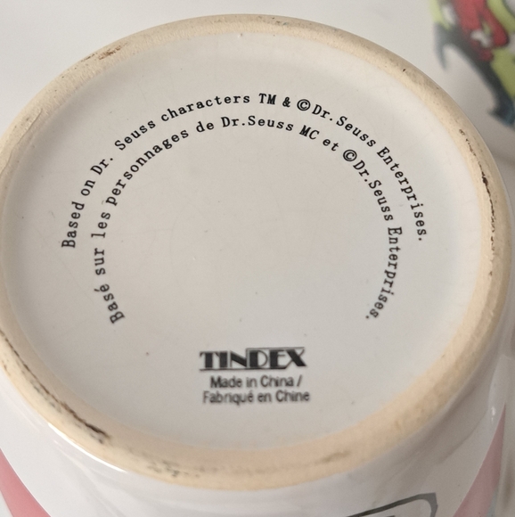 Two Vintage Dr Seuss coffe mugs. - Picture 7 of 7